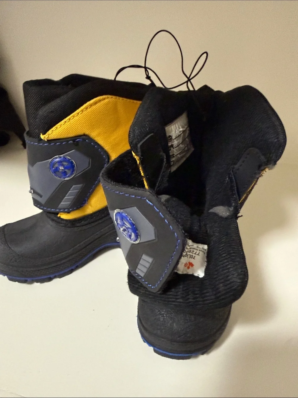 Kids Black and Gray Light-Up Winter Boots with Green Accent